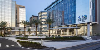exterior view of the Borowy critical care tower, which is now the entrance for our downtown campus.