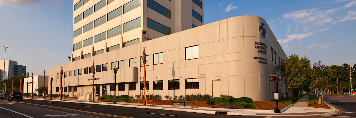 exterior of the Reid Building, part of Baptist Medical Center