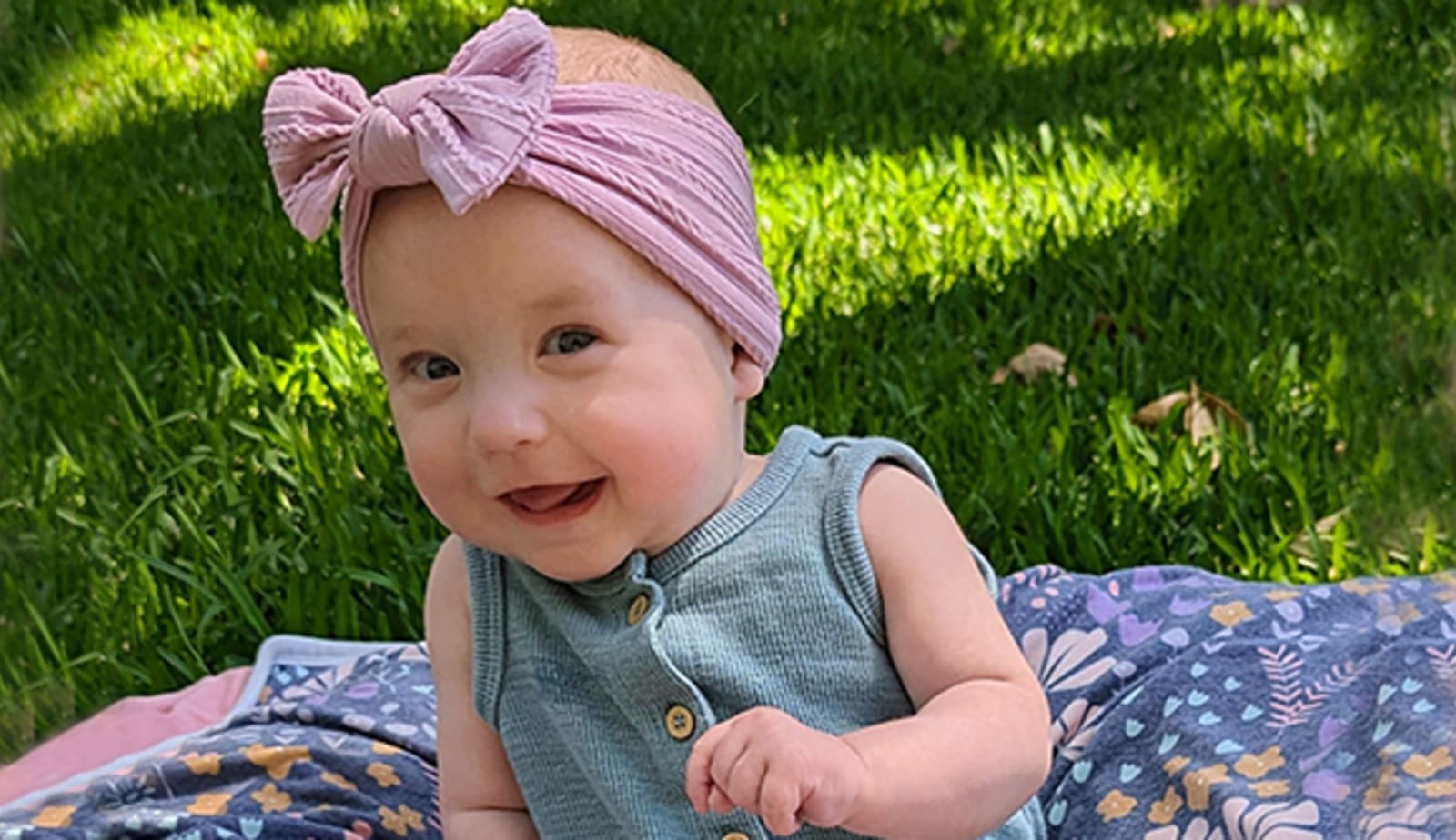 Baby Paisley in the park
