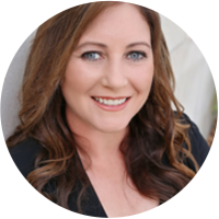 professional headshot photo of Kelley Palmer