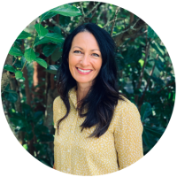 professional headshot photo of Melanie Wood