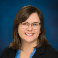headshot of Lauren Cannon