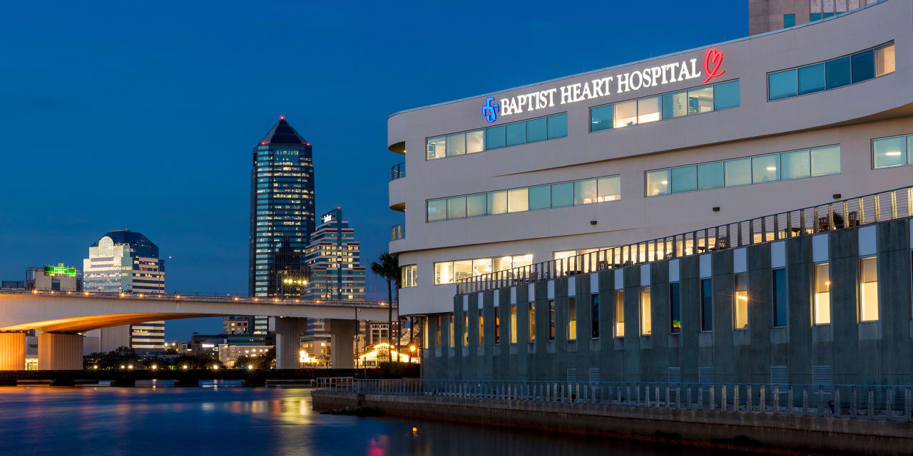 exterior of baptist heart hospital
