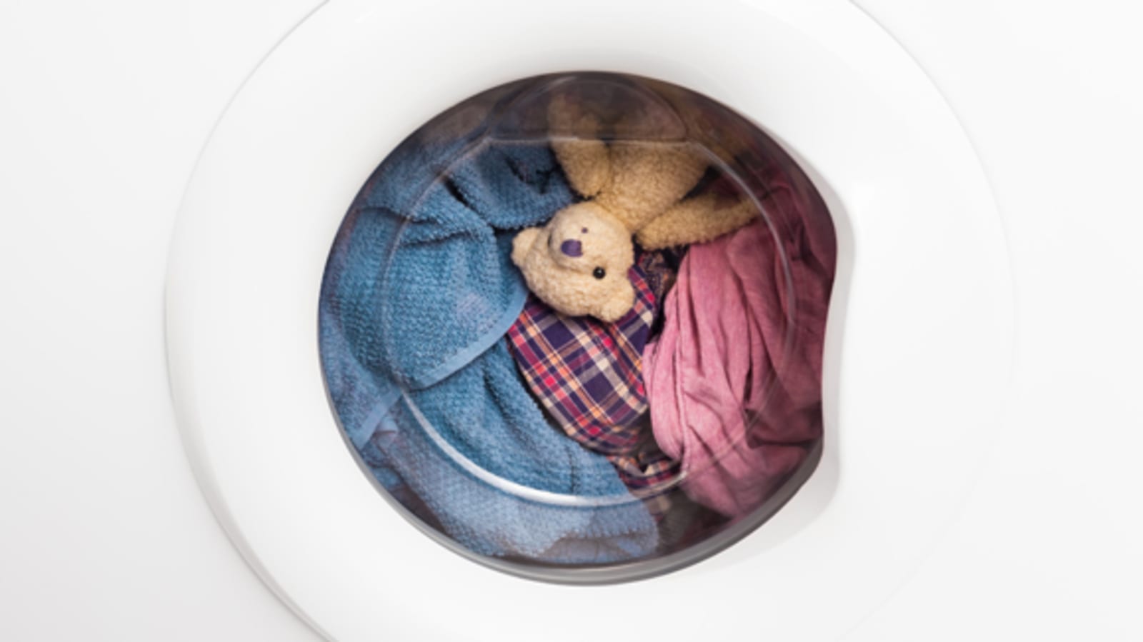 Washing fabric in hot water can reduce possible asthma triggers for kids