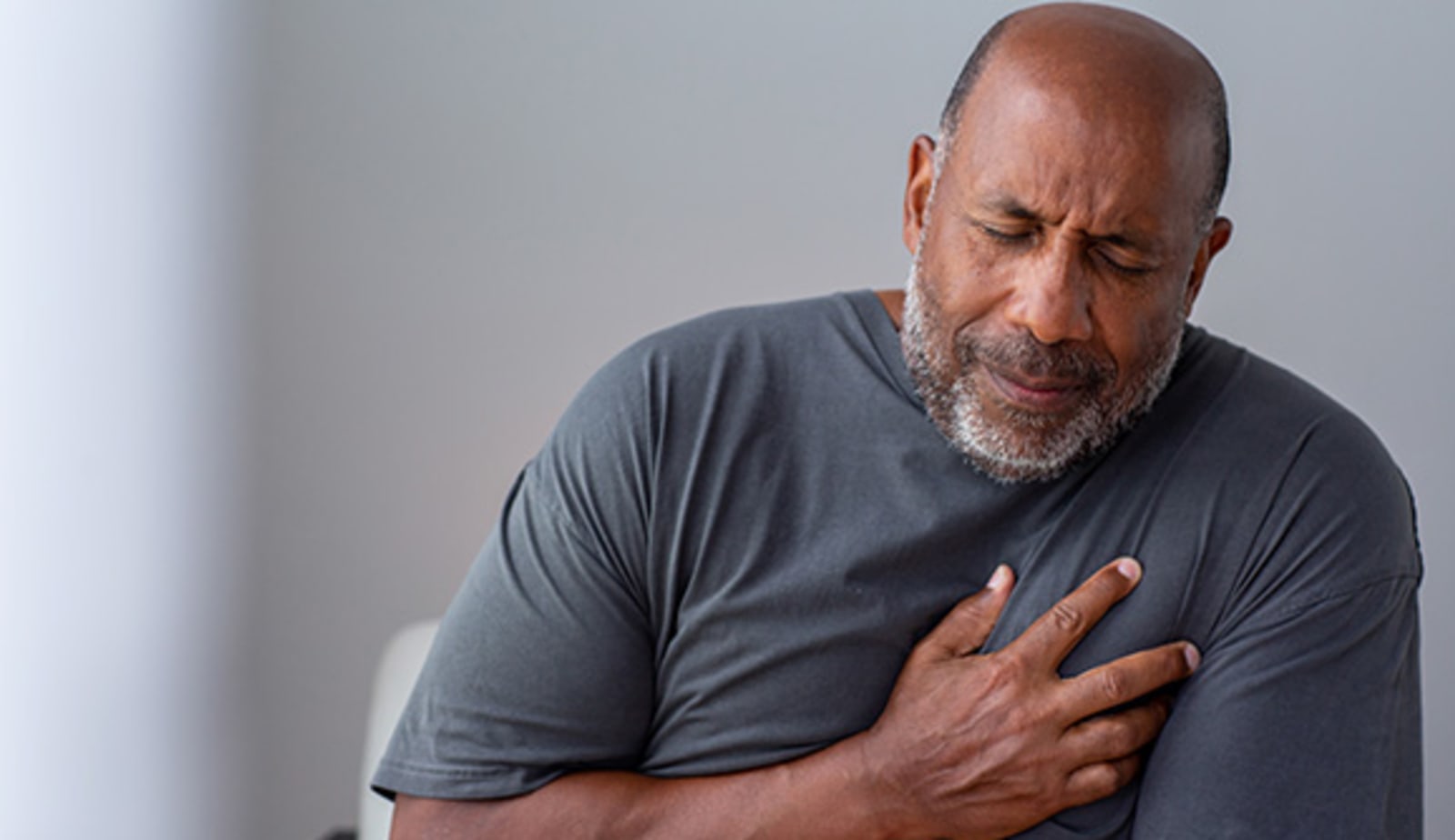 A man having chest pain
