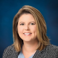 headshot of Shanna Nelson