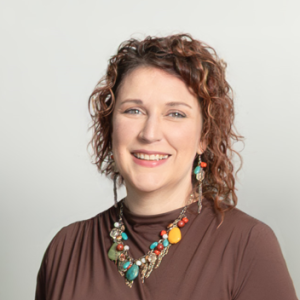 headshot of Faith Parry